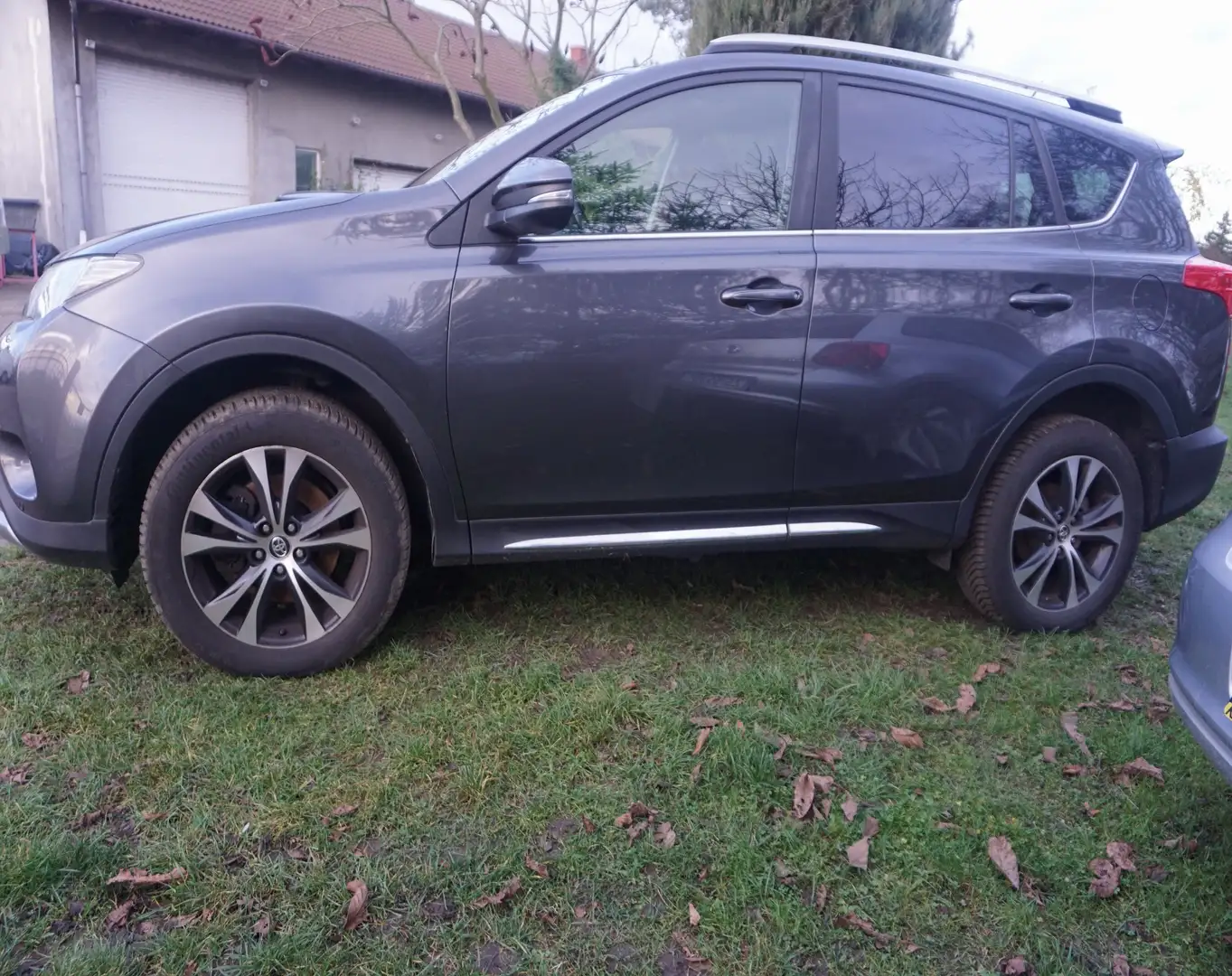 Toyota RAV 4 RAV 4 2.2 D-4D 4x4 Comfort Silber - 2