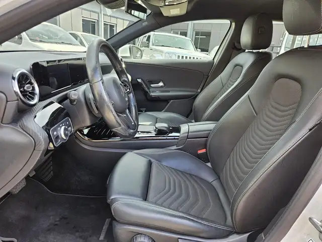 Mercedes-Benz A-Class view 8
