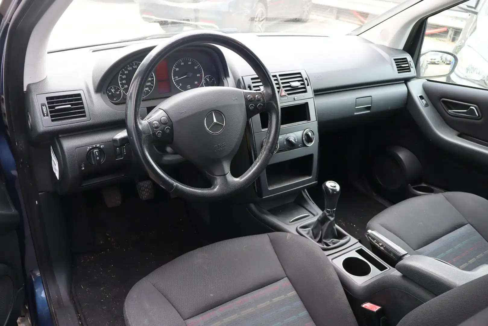 Mercedes-Benz A 150 Classic Versnellingsbak maakt lawaai, Airco, Elekt Blauw - 2