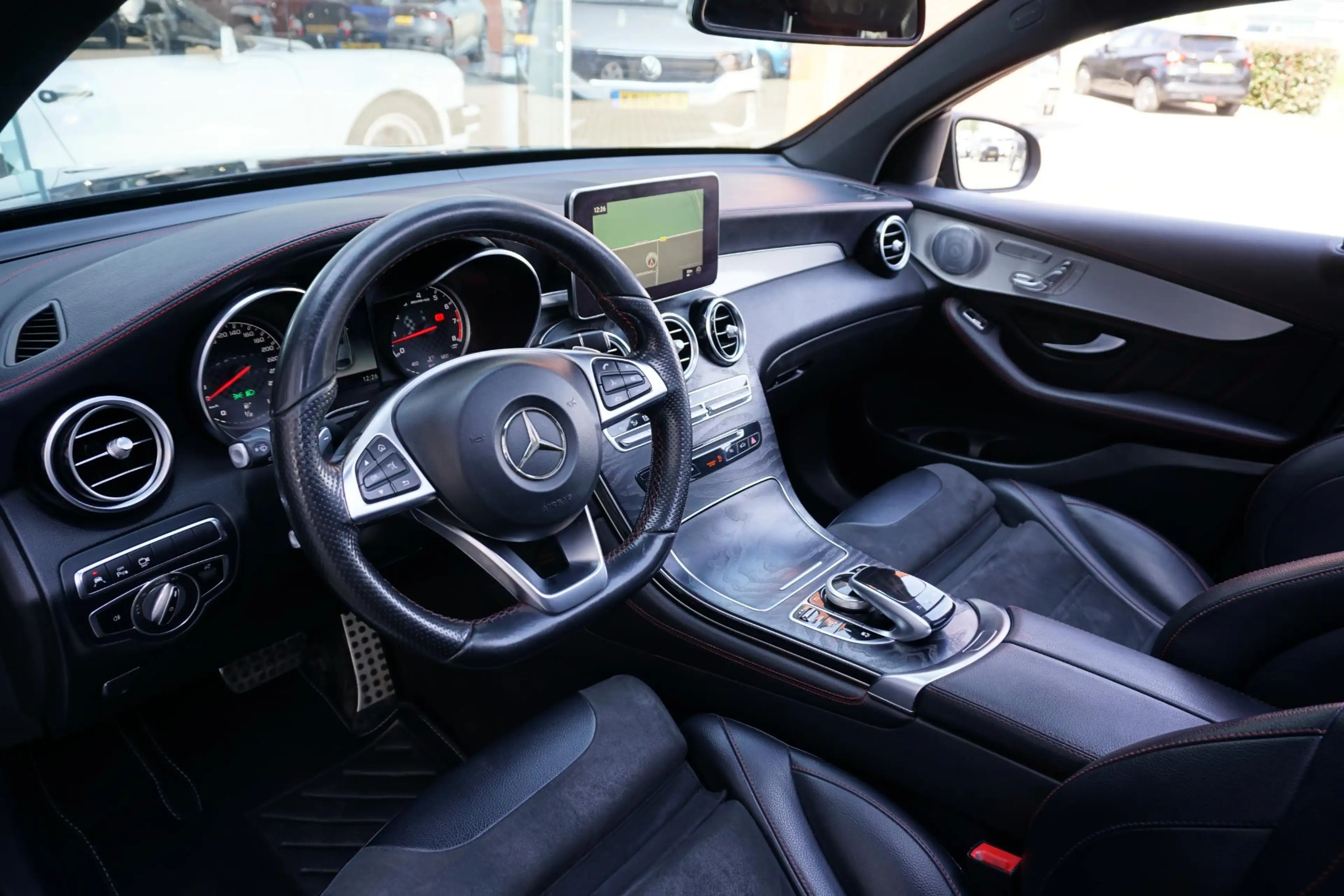Mercedes-Benz GLC 43 AMG Coupé 4MATIC 367PK + BURMESTER / 360 CAMERA / SCHU — photo 4