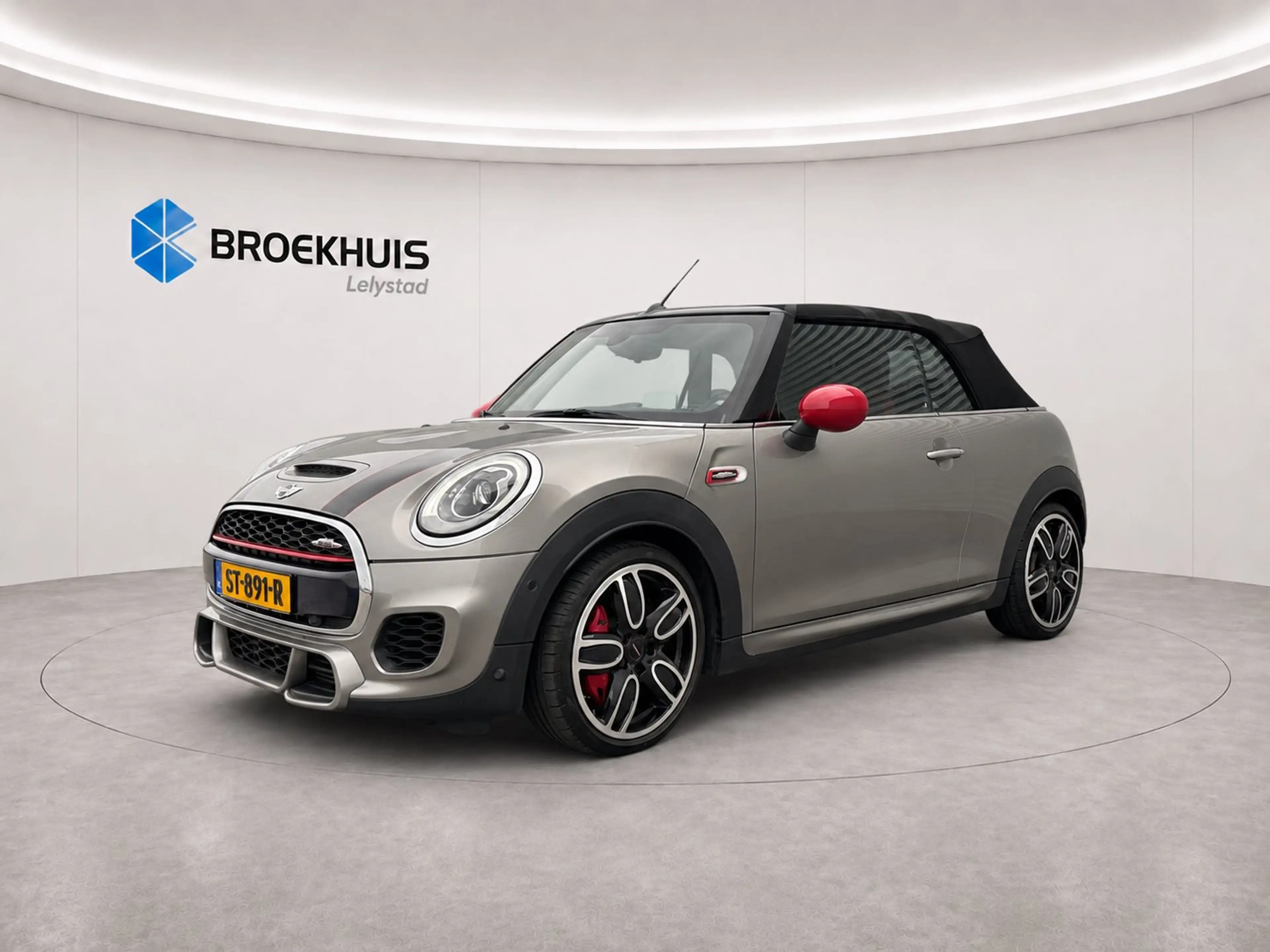 MINI Cooper S Cabrio 2.0 231PK JOHN COOPER WORKS AUTOMAAT / NAVI / LEDE — photo 6