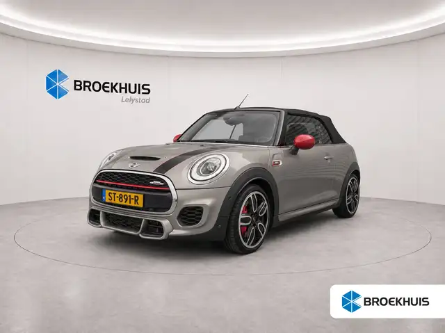 MINI Cooper S Cabrio 2.0 231PK JOHN COOPER WORKS AUTOMAAT / NAVI / LEDE