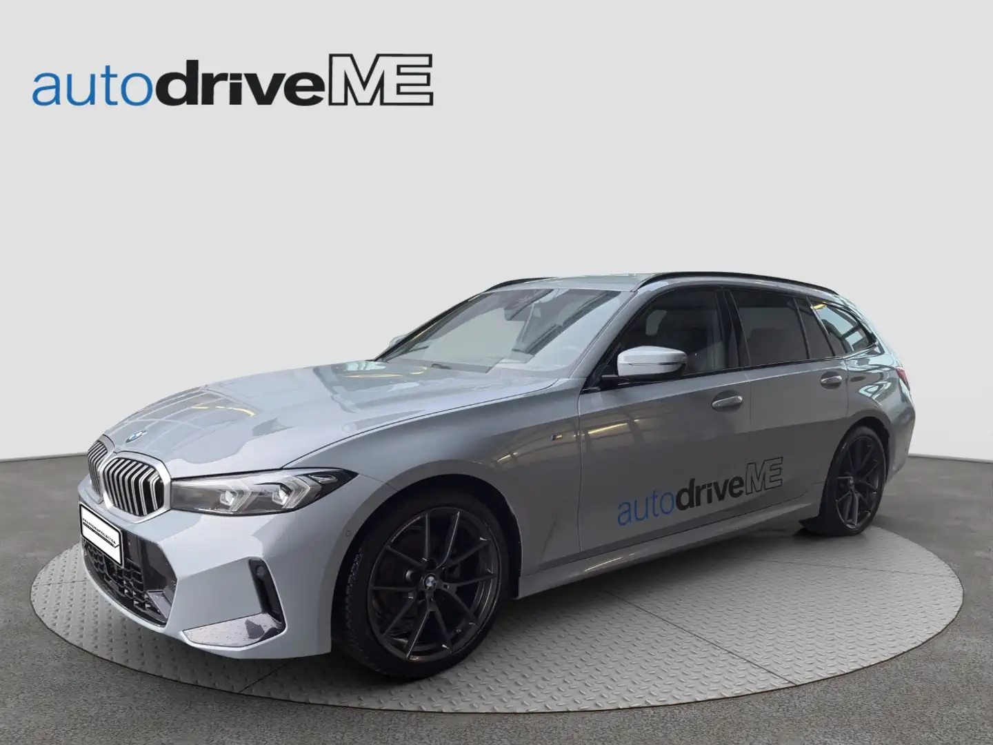 BMW 320 d xDrive Touring M-Sport Grau - 1