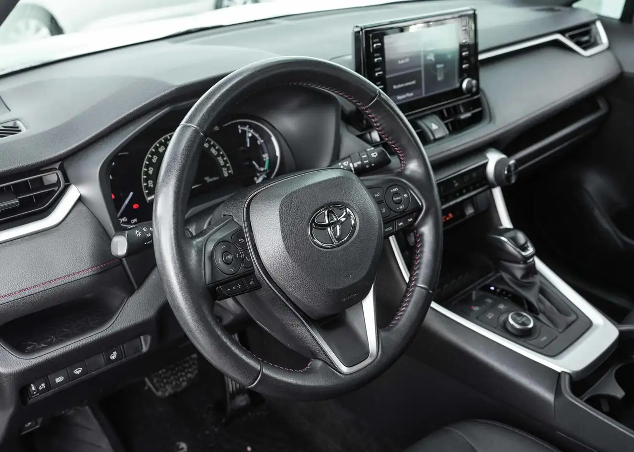 Toyota RAV 4 Prime снимка Toyota RAV 4 Prime