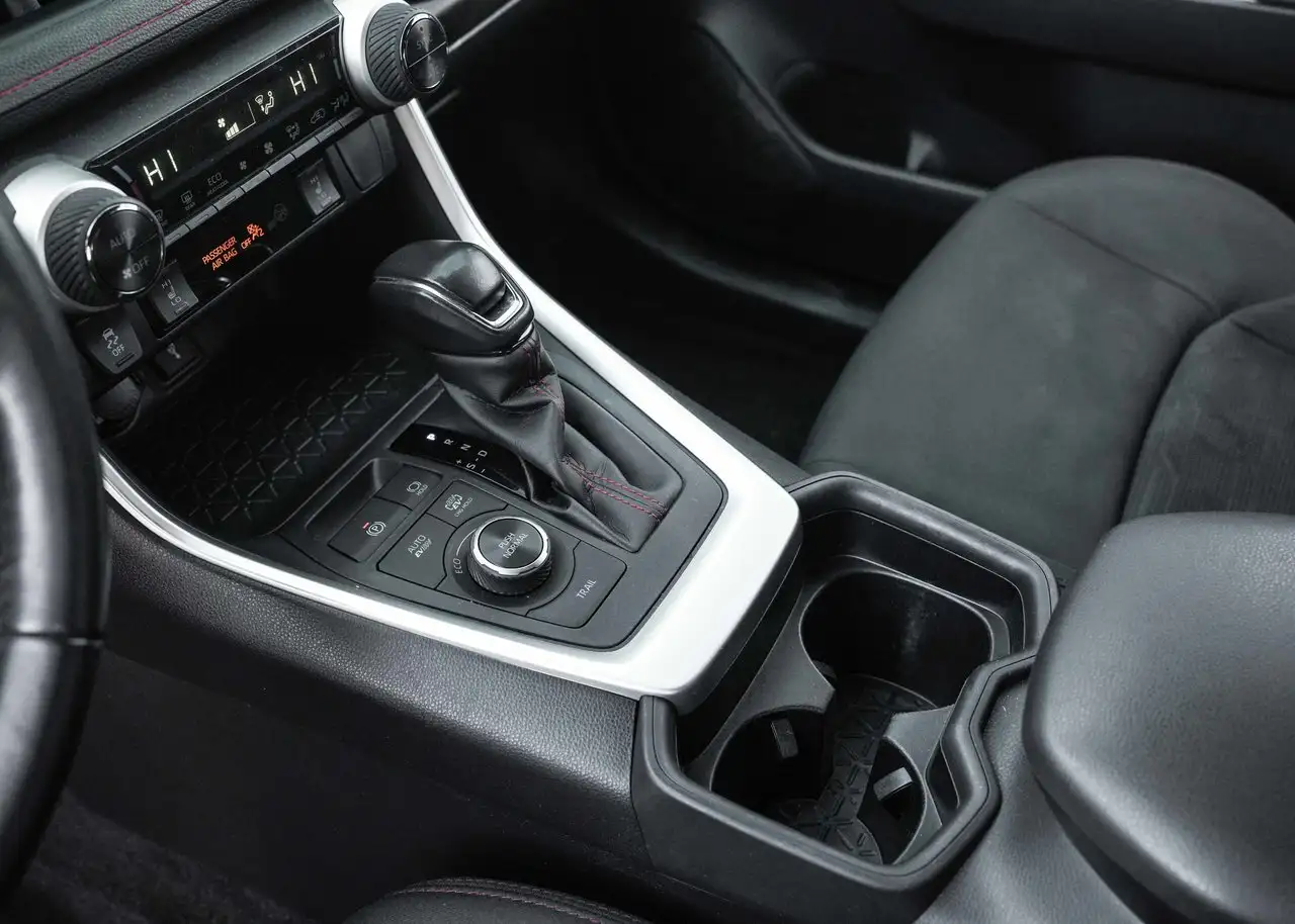 Toyota RAV 4 Prime снимка Toyota RAV 4 Prime