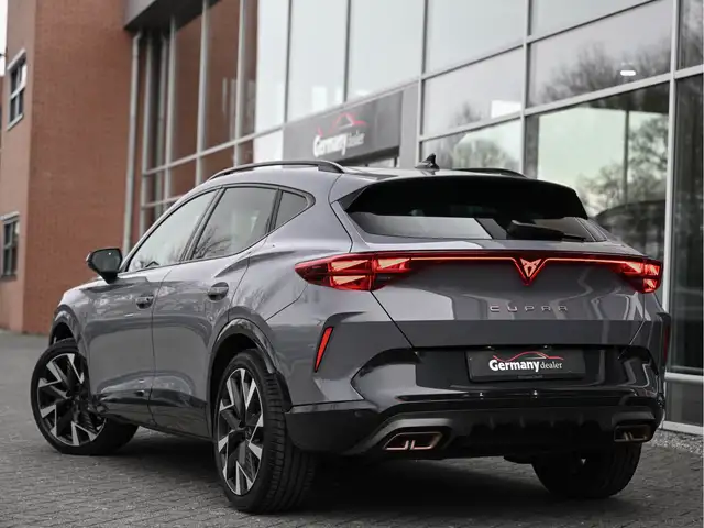 Cupra Formentor view 2