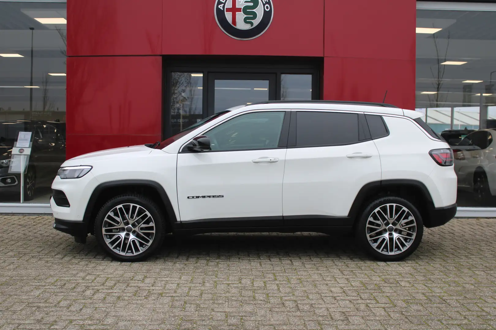 Jeep Compass 1.5T e-Hybrid Limited | Panoramadak | 19" Velgen | Weiß - 2