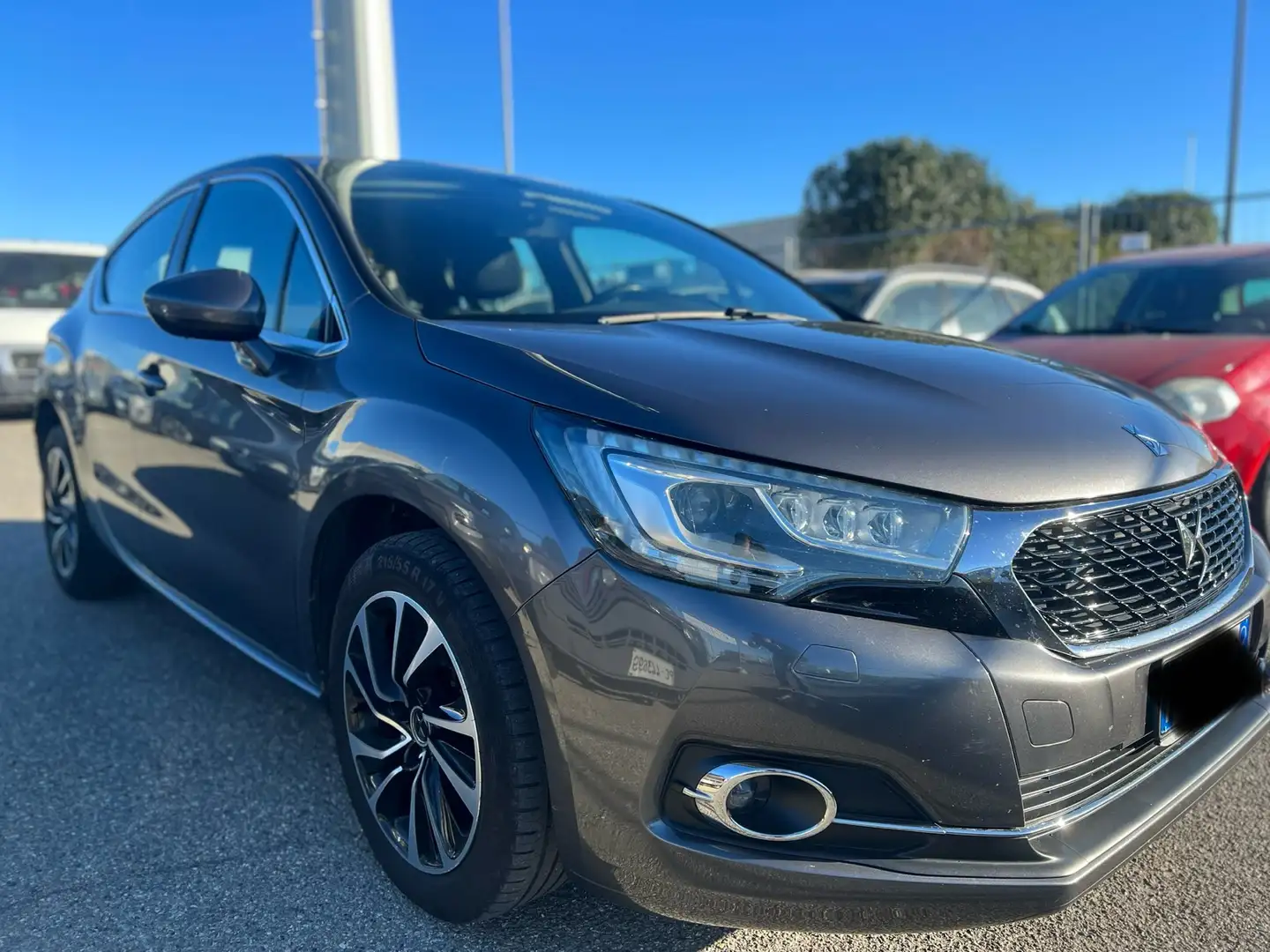 DS Automobiles DS 4 DS4 1.6 bluehdi So Chic s&s 120cv siva - 1