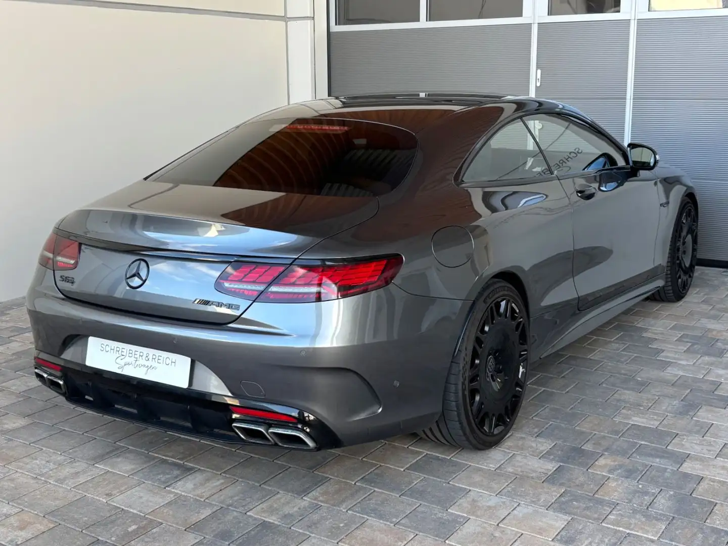 Mercedes-Benz S 63 AMG Coupe 4Matic+ Erstlack - deutsch - voll Grau - 2