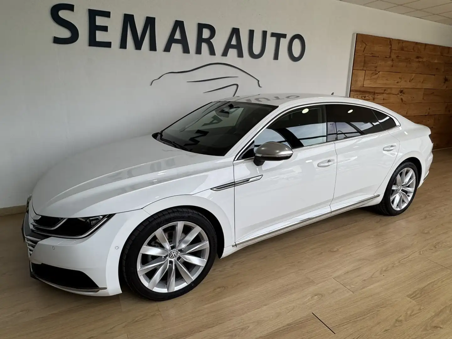 Volkswagen Arteon 2.0TDI Elegance 110kW Blanco - 1