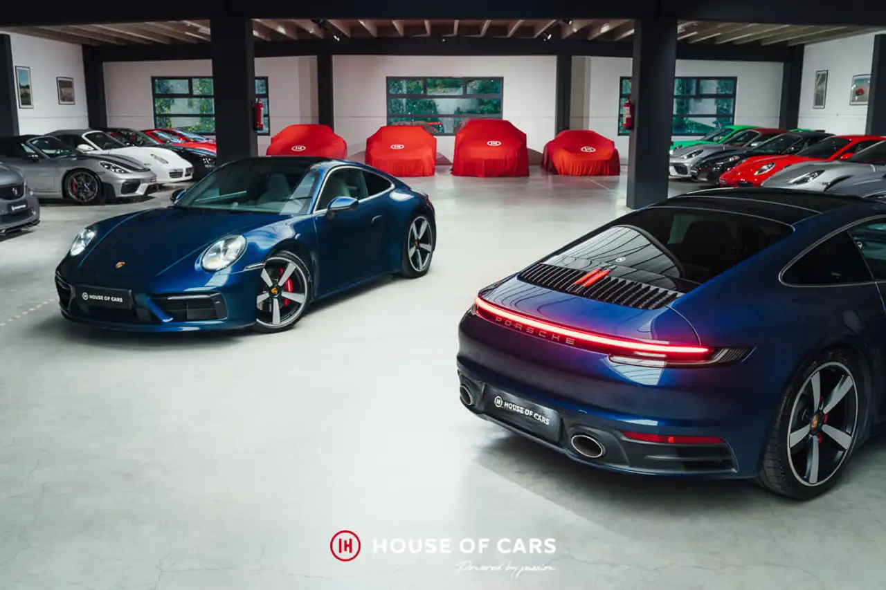 Porsche 992