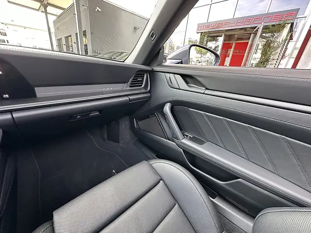 Porsche 992 911 992.2 Carrera Cabrio Turbo S PDK / Lift / B... Ansicht 43