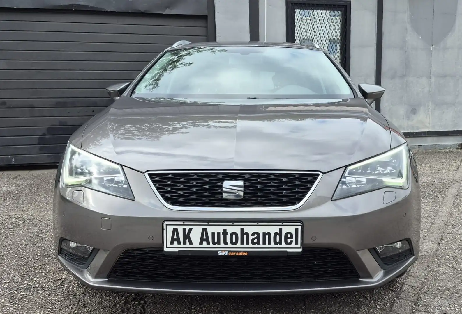 SEAT Leon ST Style LED Navi Tempomat TÜV&Service Neu Grijs - 2