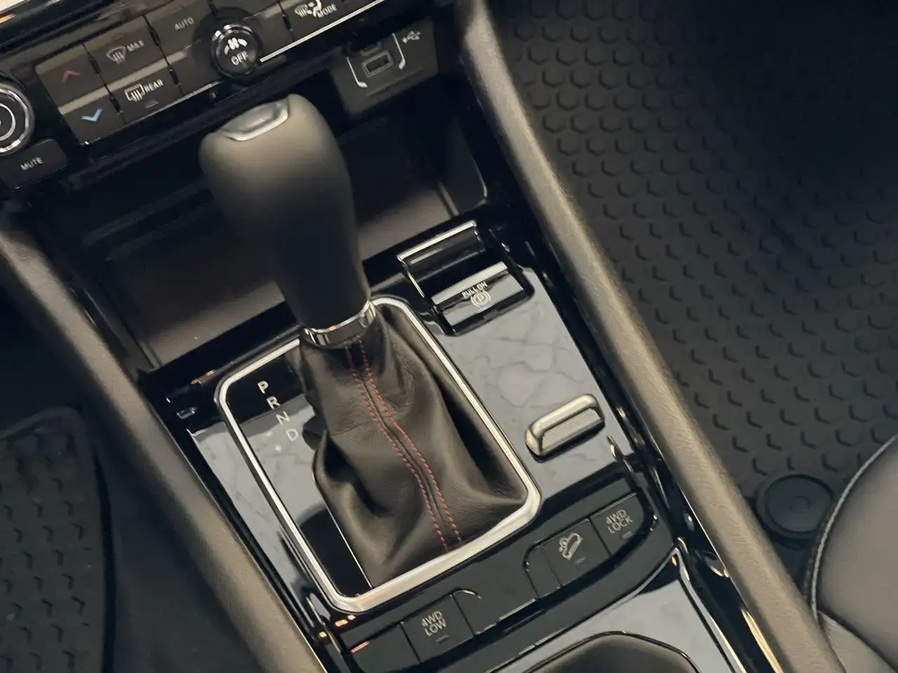 Jeep Compass снимка Jeep Compass