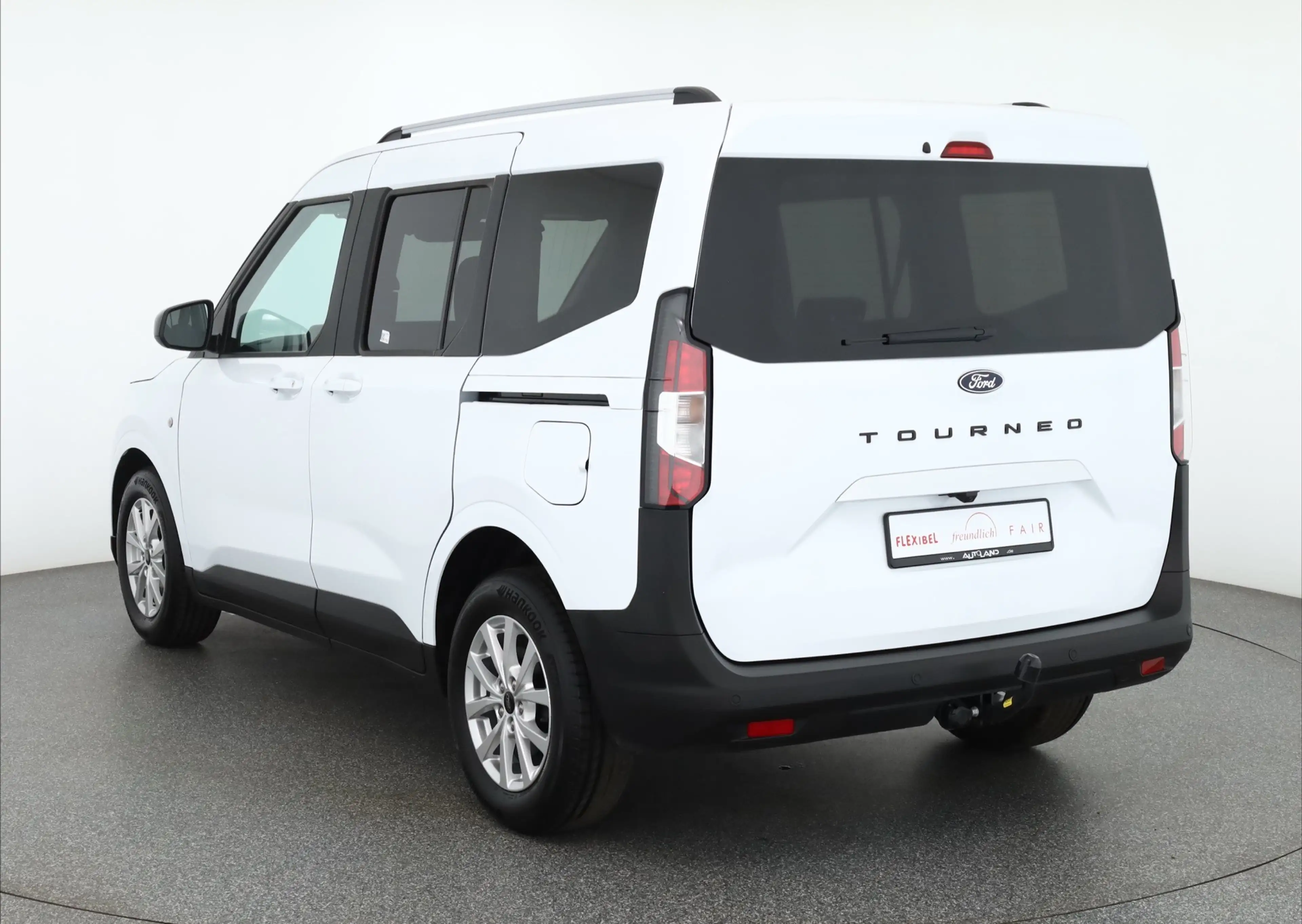 Ford Tourneo Courier Titanium 1.0 EB Aut. Kamera AHK — photo 3