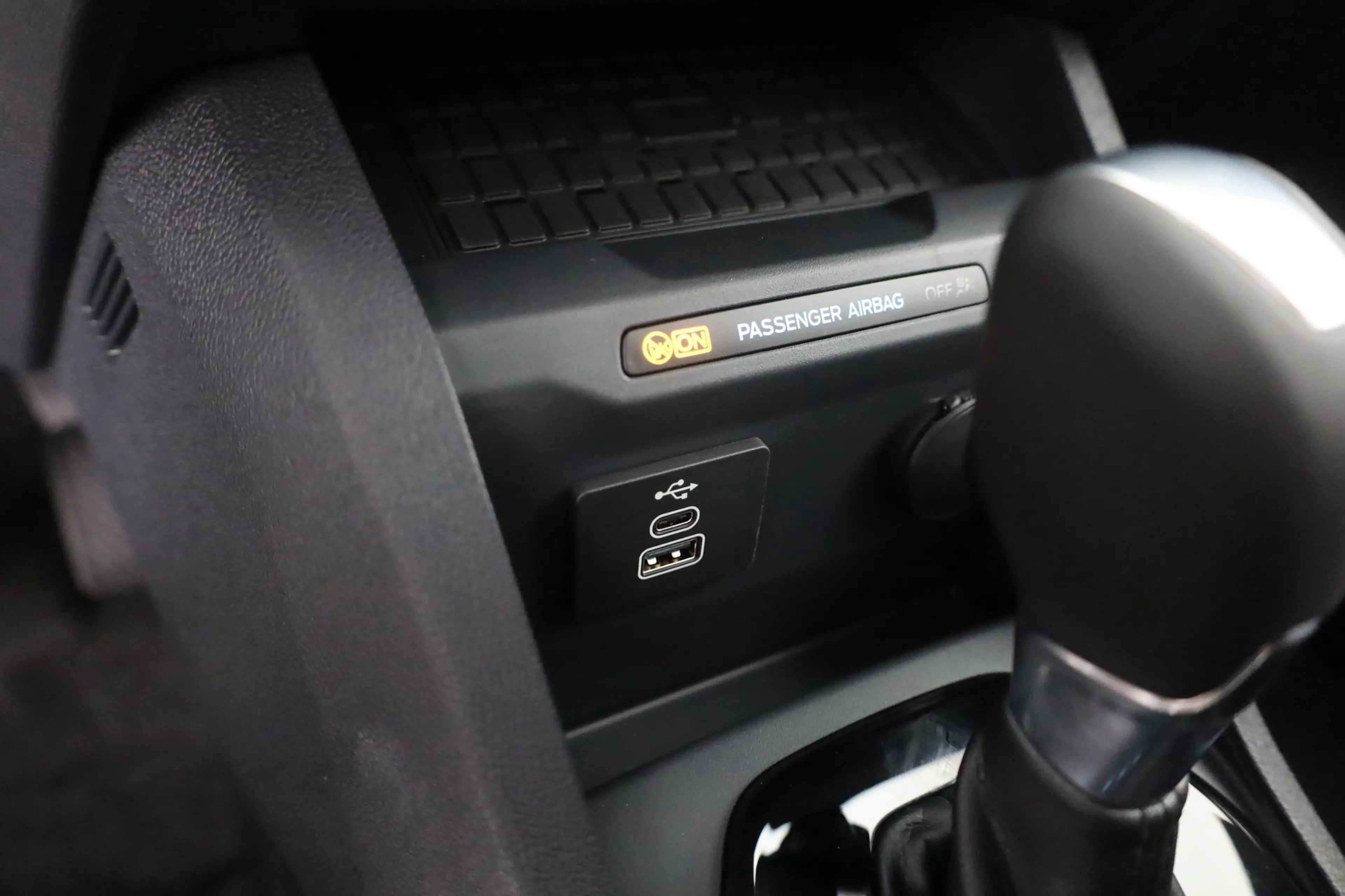 Ford Tourneo Courier Titanium 1.0 EB Aut. Kamera AHK — photo 13