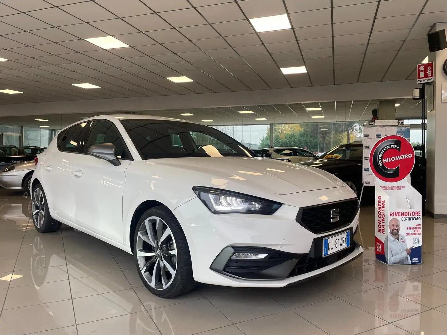 SEAT Leon Leon IV 1.0 etsi FR 110cv dsg HYBRID Bianco - 1