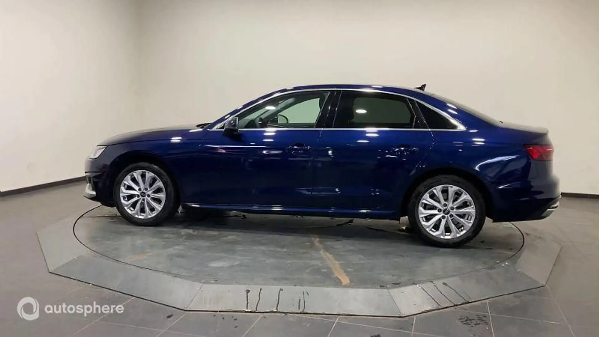 Audi A4 35 TFSI 150ch Design S tronic 7 - 1