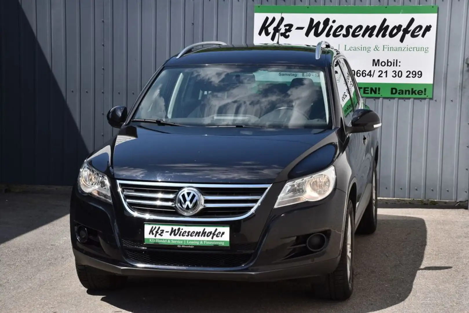 Volkswagen Tiguan Sport & Style 1.4 TSI / Service NEU / Schwarz - 2