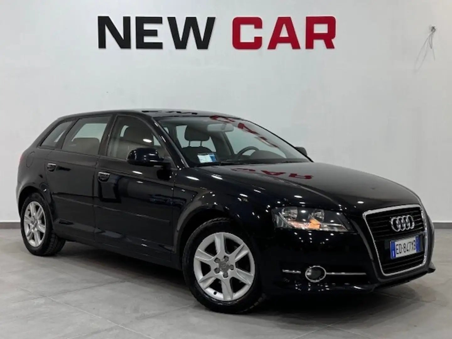 Audi A3 1.2 TFSI Ambition Schwarz - 1