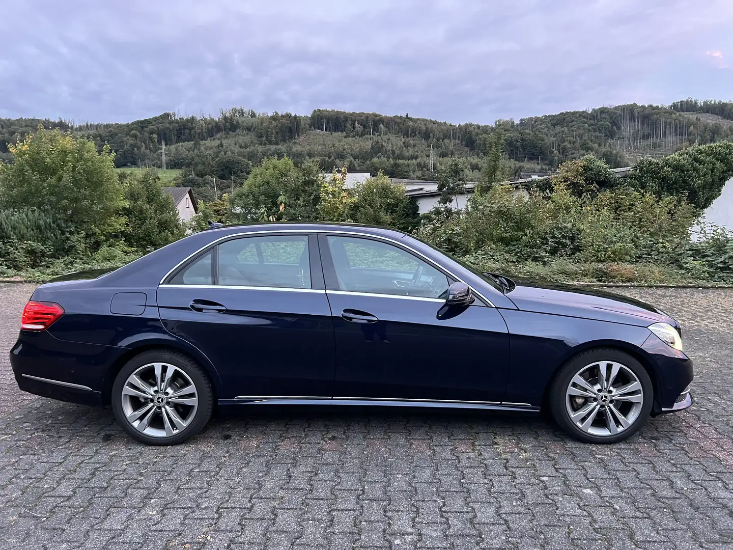 Mercedes-Benz E 400 E 400 (212.065) Blauw - 2