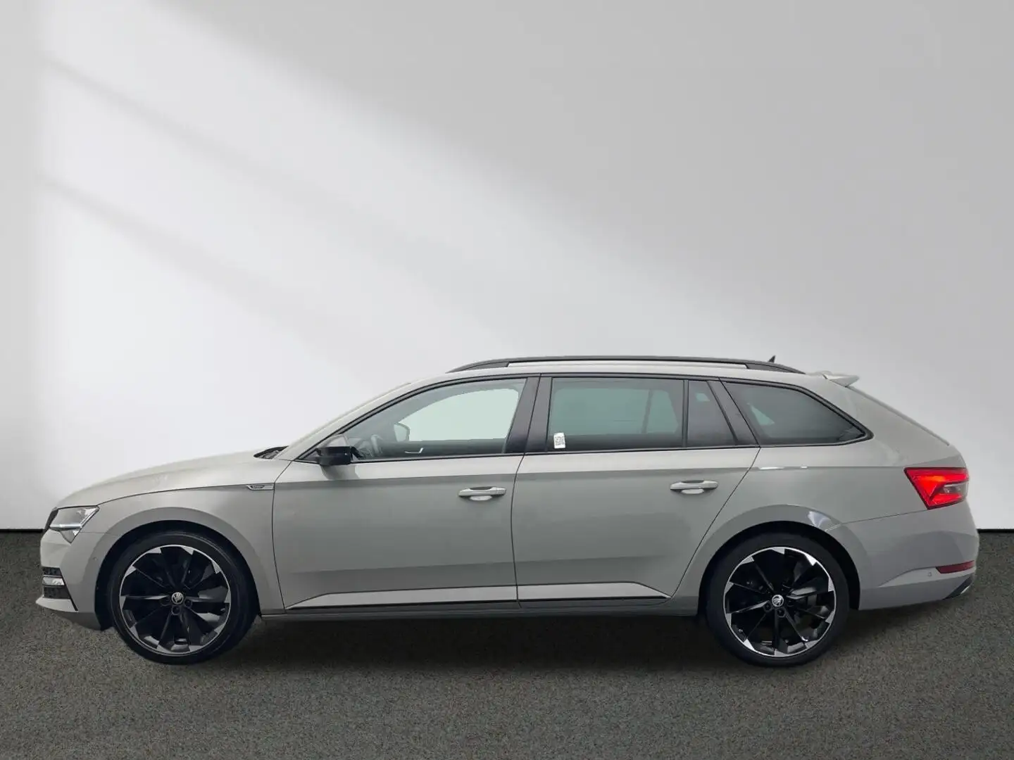 Skoda Superb Combi Sportline 1.4 TSI iV CarPlay Matrix Szary - 2