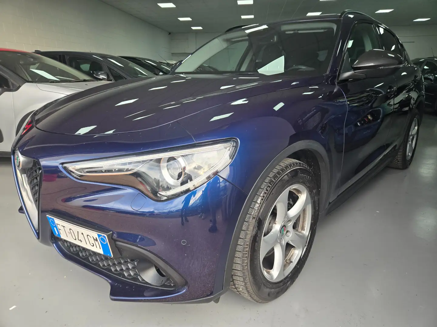 Alfa Romeo Stelvio Stelvio 2.2 t Super rwd 180cv auto Blu/Azzurro - 1