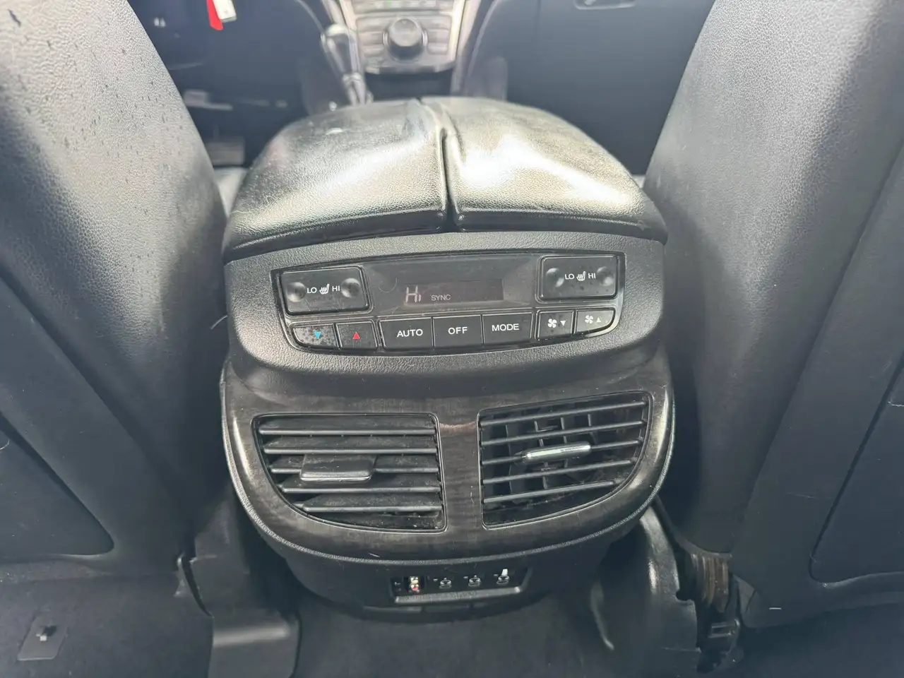 Acura MDX снимка Acura MDX