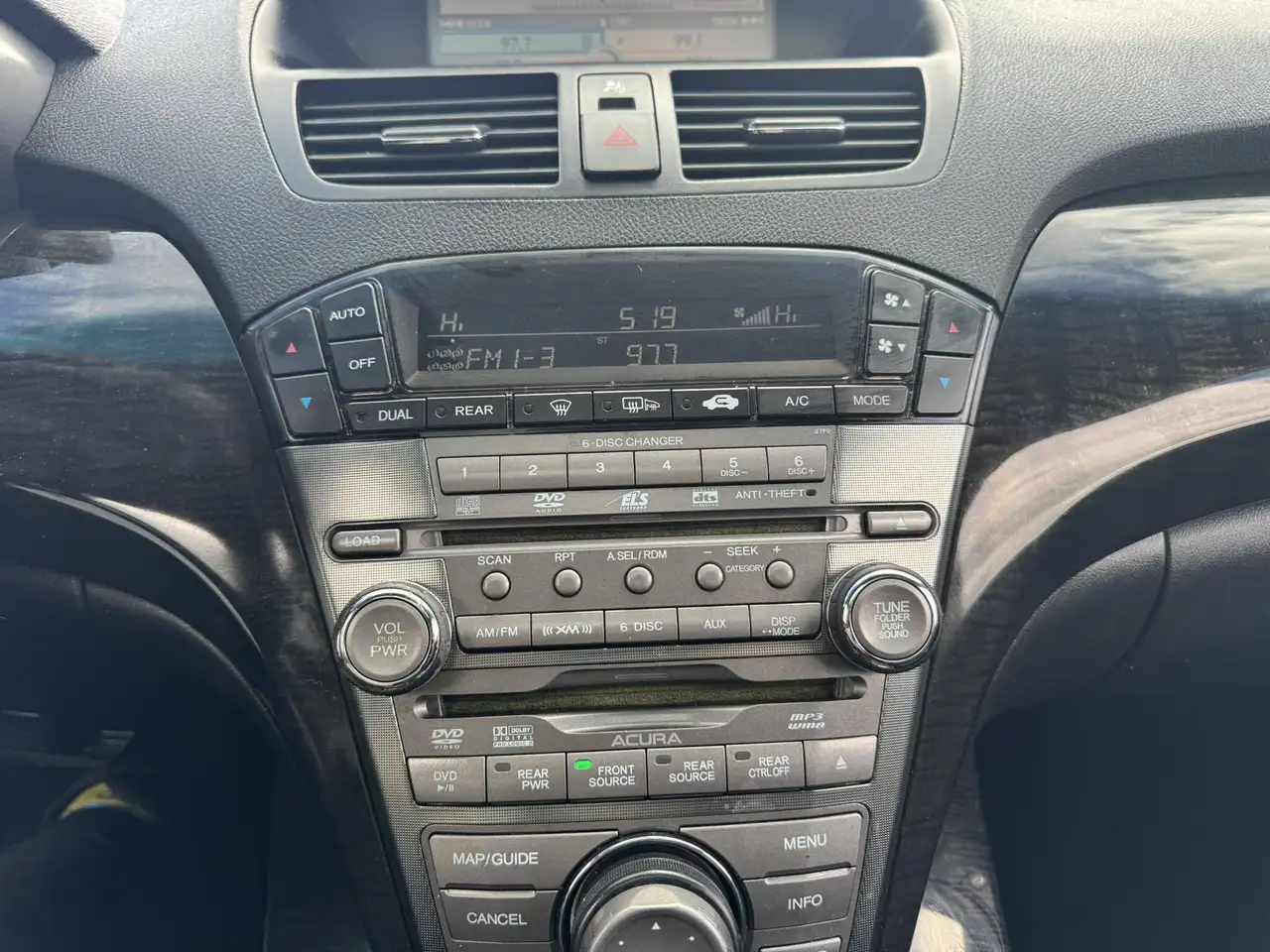 Acura MDX снимка Acura MDX