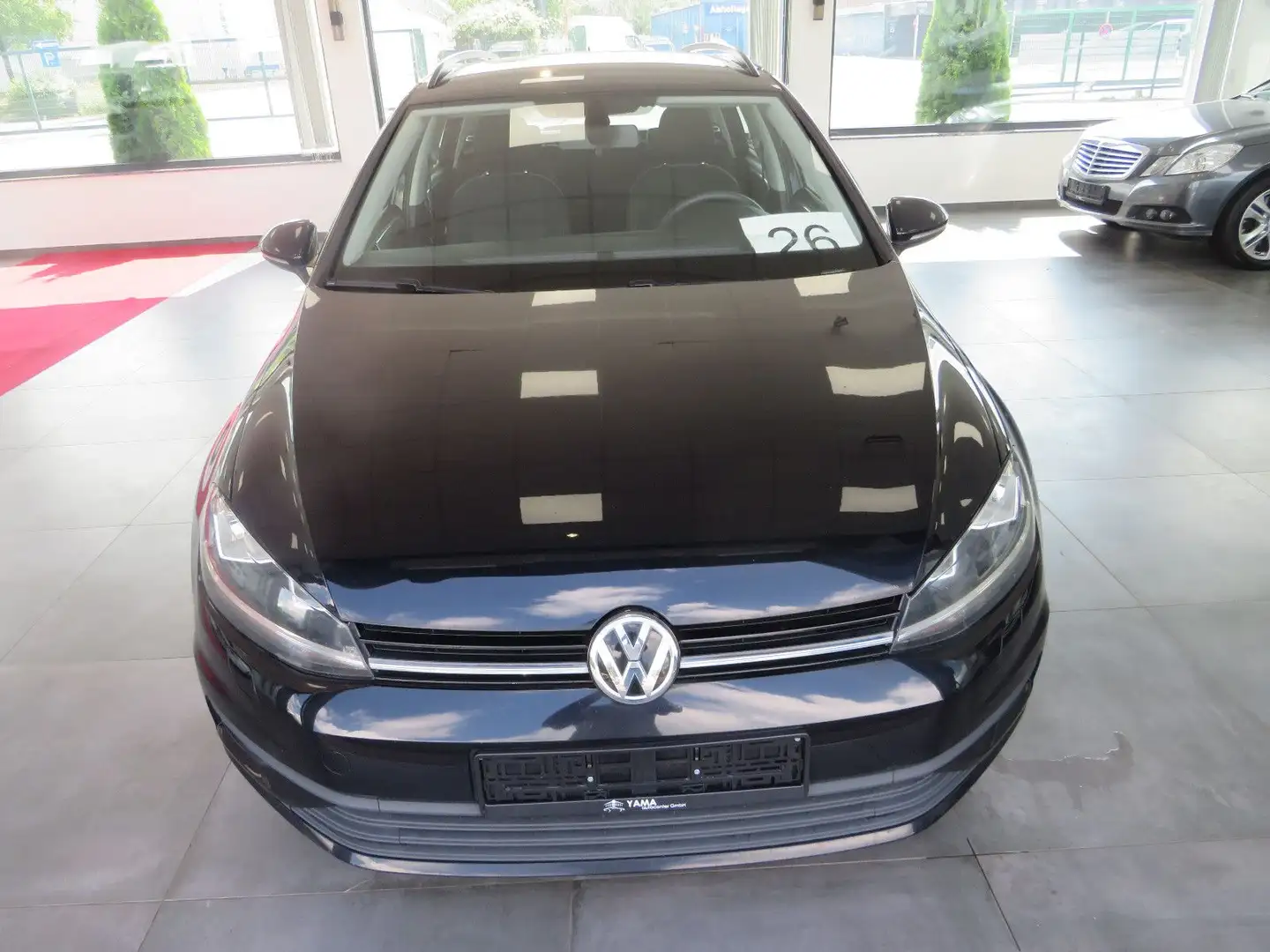 Volkswagen Golf Variant 1.6 TDI * 1.HAND + KLIMA + EURO 6 * Zwart - 2