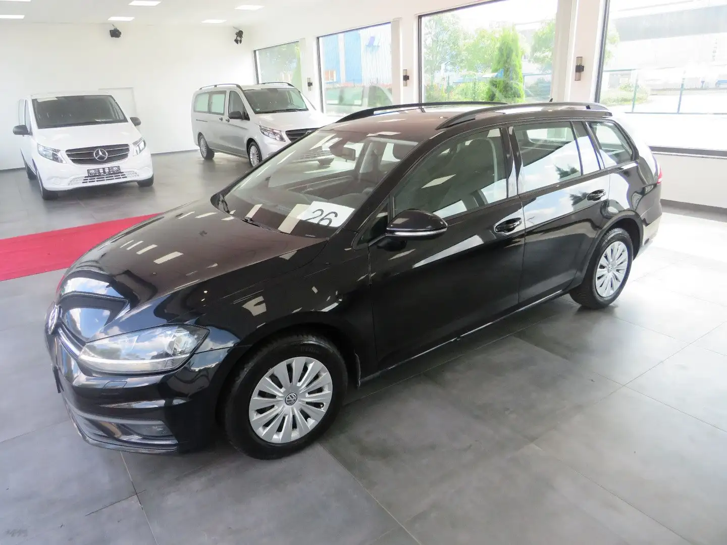 Volkswagen Golf Variant 1.6 TDI * 1.HAND + KLIMA + EURO 6 * Zwart - 1
