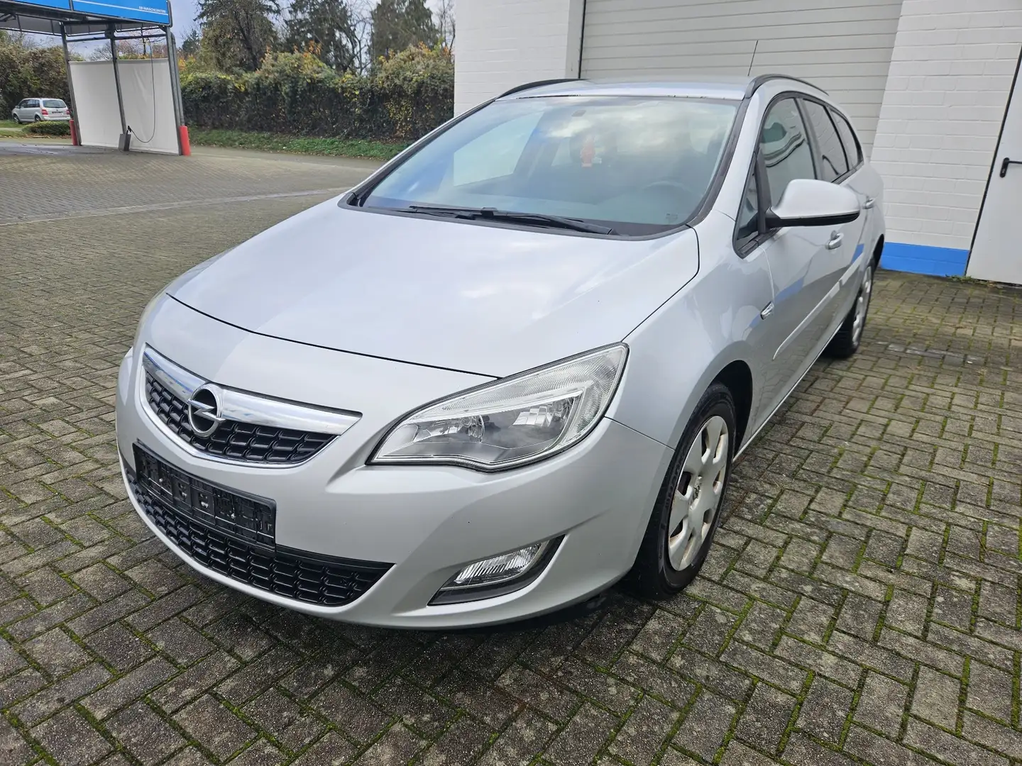 Opel Astra SPORTS TOURER START/STOPt, bis 11-2026,Klima,Tempo Silber - 1