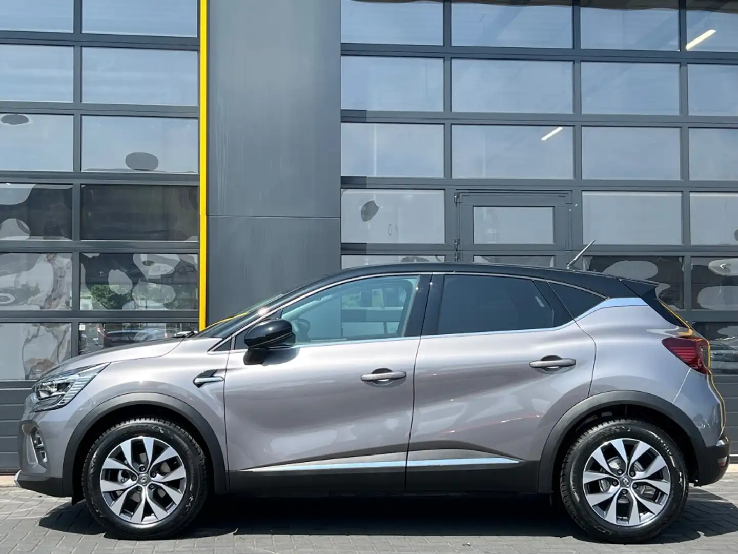 Renault Captur 1.0 TCe 100 Intens Camera Trekhaak Grau - 2