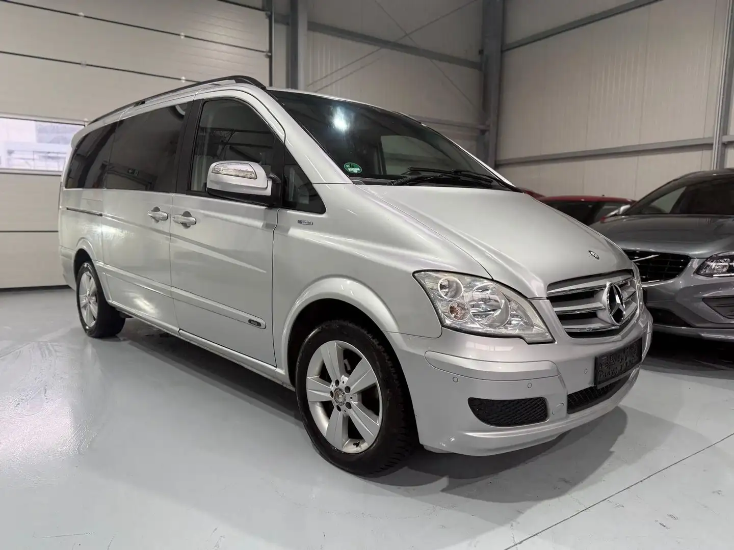 Mercedes-Benz Viano 2.2 CDI Trend Edition lang 6Sitzer Kamera Silber - 2
