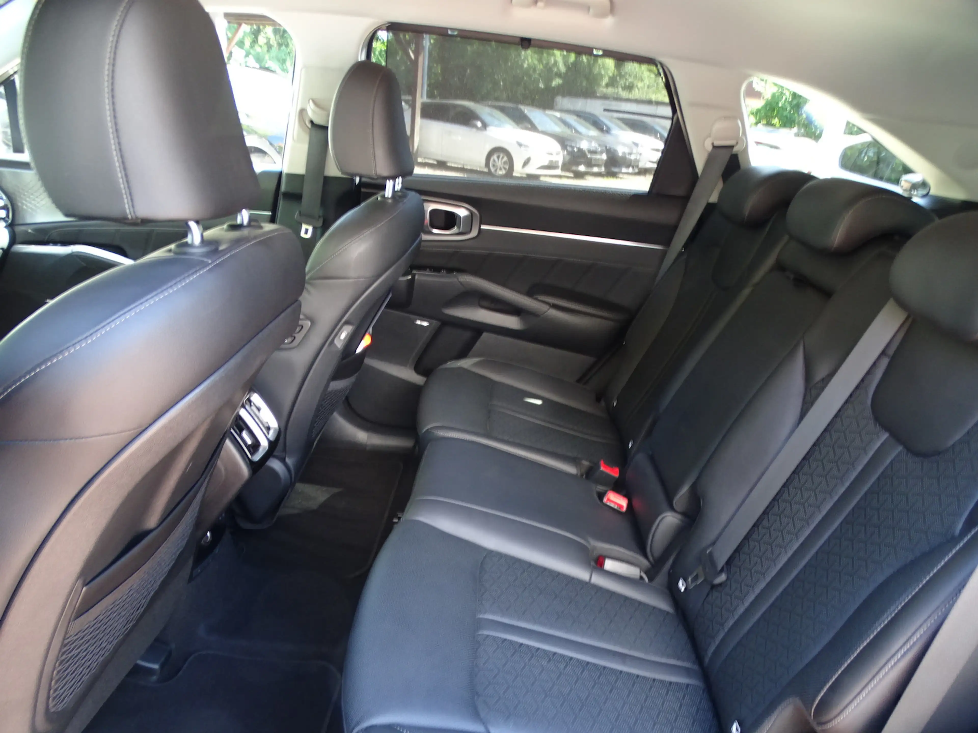 Kia Sorento 2.2 Spirit 2WD Pannor. Safty Paket — photo 8