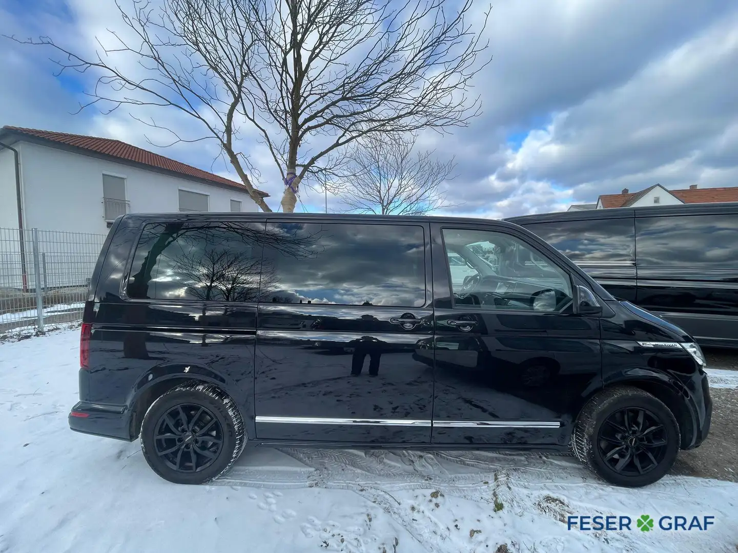 Volkswagen T6.1 Multivan 6.1 Generation Six 2.0 TDI DSG 4Motion Klima Schwarz - 2