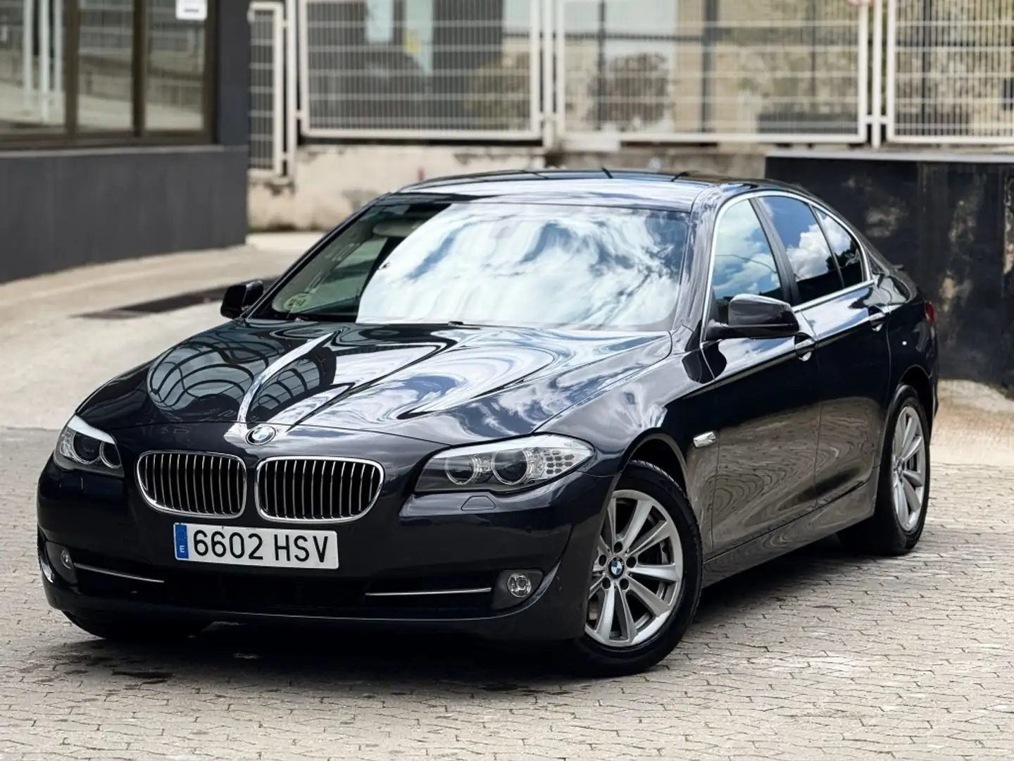 BMW 520 520dA Negro - 1