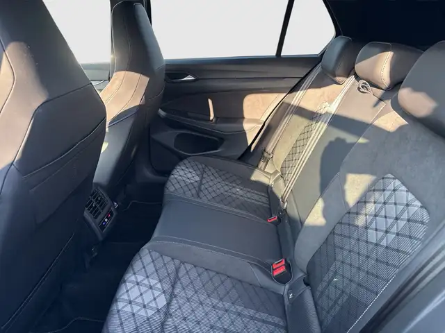 Volkswagen Golf view 7