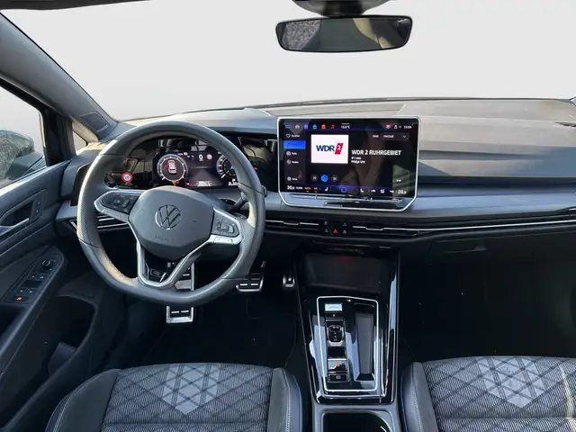 Volkswagen Golf view 5