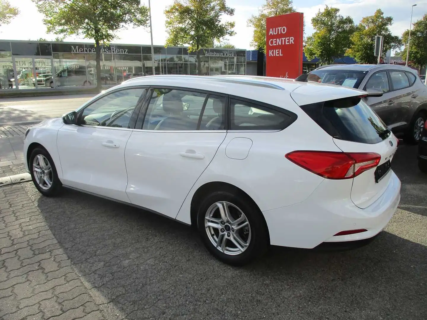 Ford Focus Turnier 1.0 EcoBoost Start-Stopp-System Weiß - 2