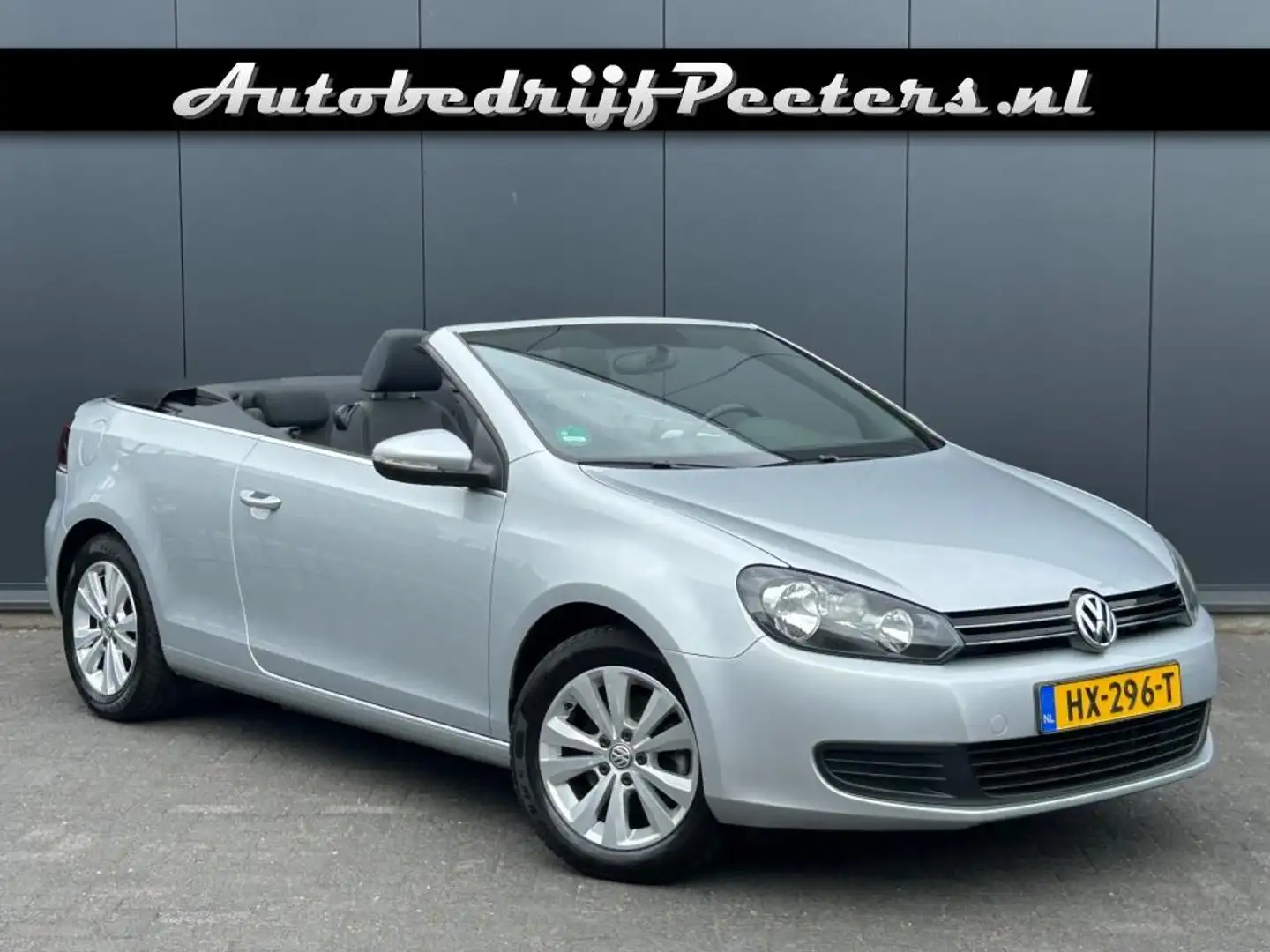 Volkswagen Golf Cabriolet Cabriolet 1.2 TSI Navi Cruise PDC NL-auto Grijs - 1