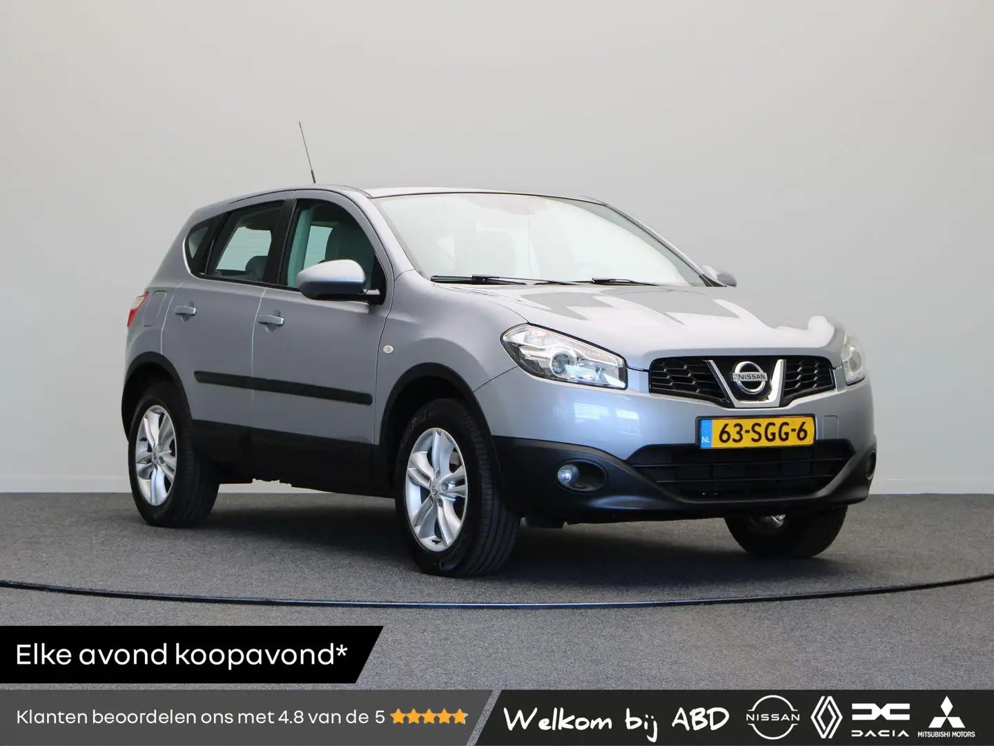 Nissan Qashqai 115pk Acenta | Trekhaak | Cruise control | Parkeer Grijs - 1