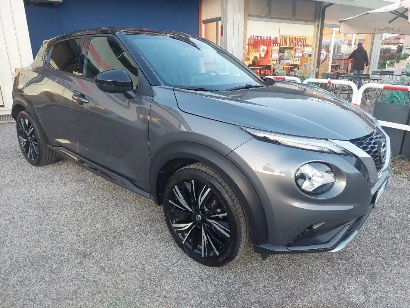 Nissan Juke 1.0 DIG-T 114 CV DCT N-Design PELLLE SEDILI RISCAL Grijs - 1