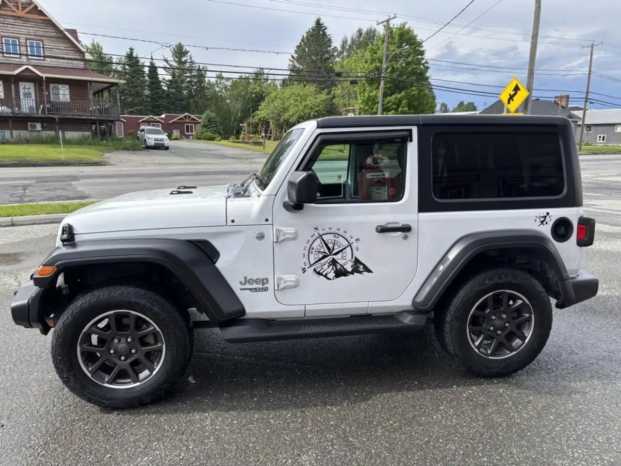 Jeep Wrangler photo Jeep Wrangler