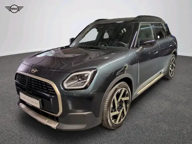 MINI Countryman E Favoured Trim
