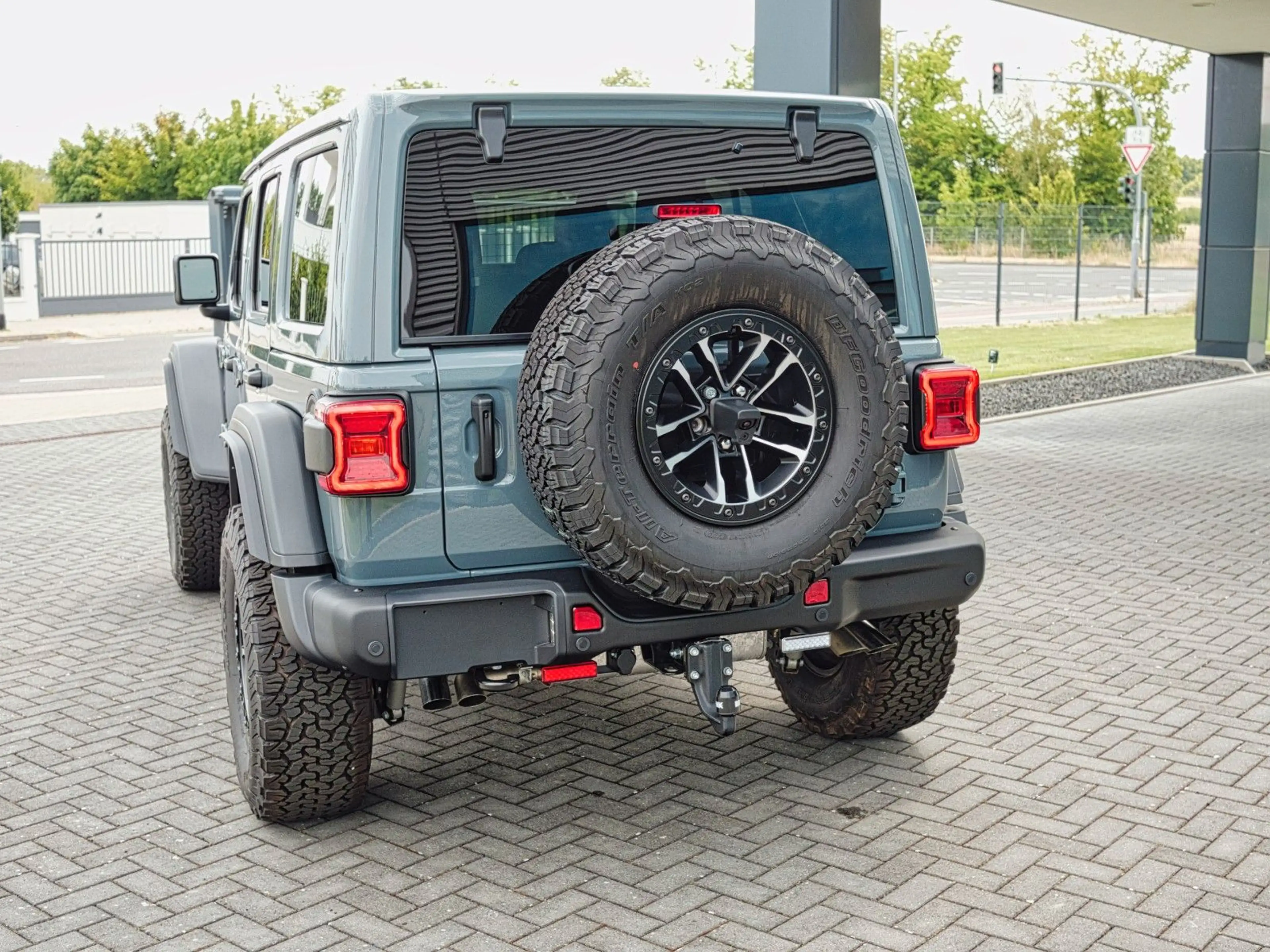 Jeep Wrangler Moab 392 — photo 10