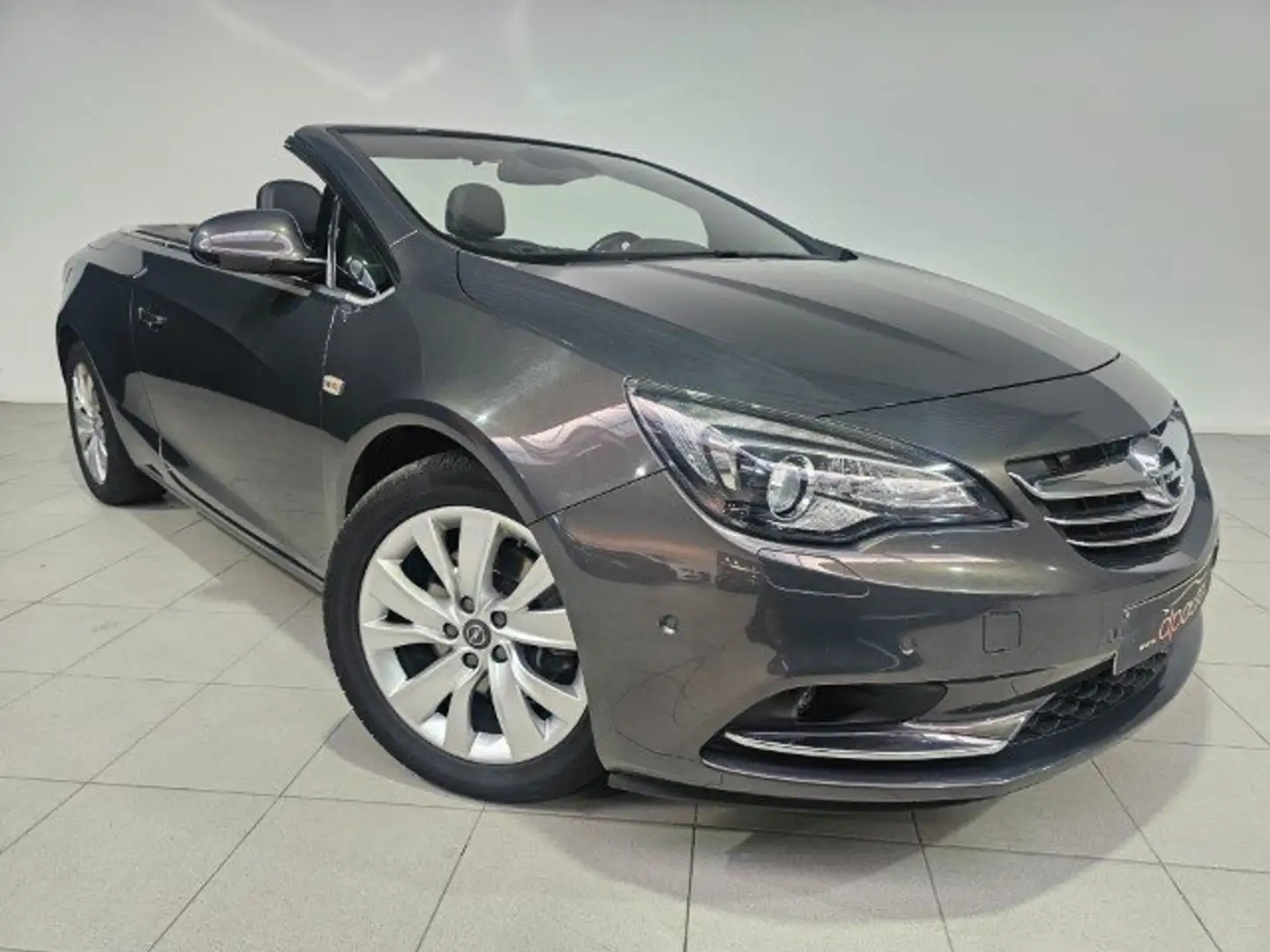 Opel Cascada 1.4 Turbo Cosmo S Grijs - 1