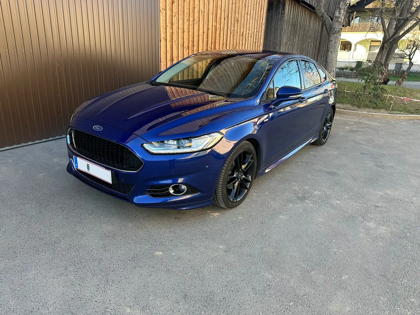 Ford Mondeo Mondeo ST-LINE 2,0 TDCi PowerShift Automatik Blau - 1