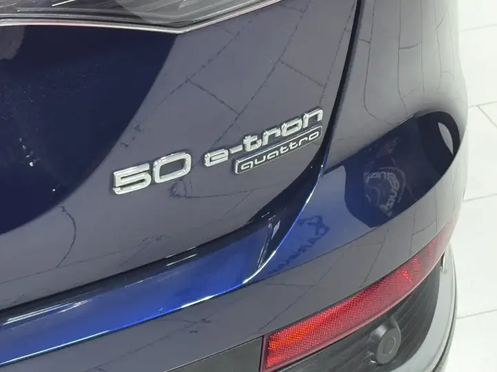 Audi Q4 Sportback e-tron S line 50 e-tron quattro 82kWh 2022, foto 17