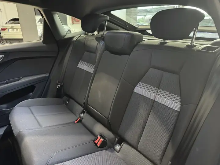 Audi Q4 Sportback e-tron S line 50 e-tron quattro 82kWh 2022, foto 11